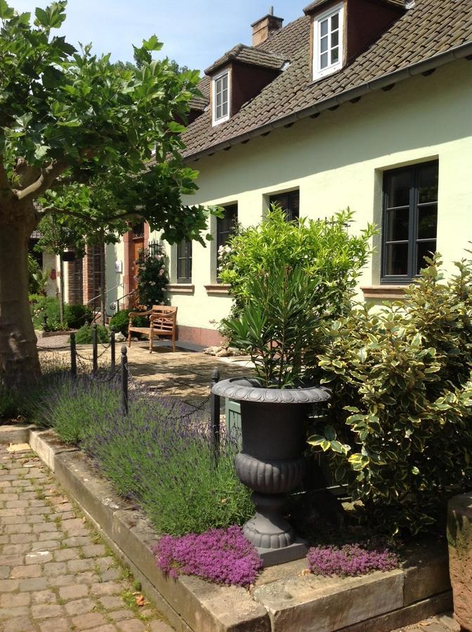 Hofgut Holzmuhle Bed & Breakfast Germersheim Exterior foto